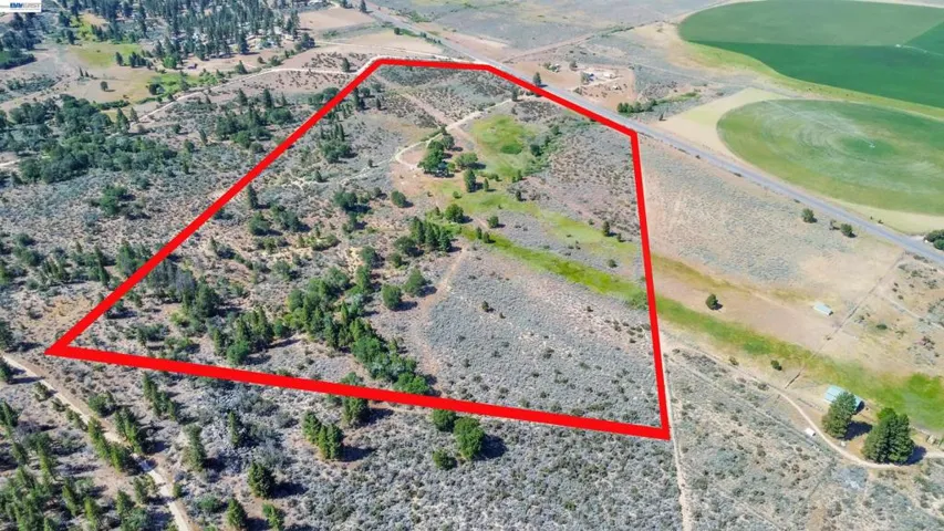 452 Us Hwy 395, Milford, California 96121