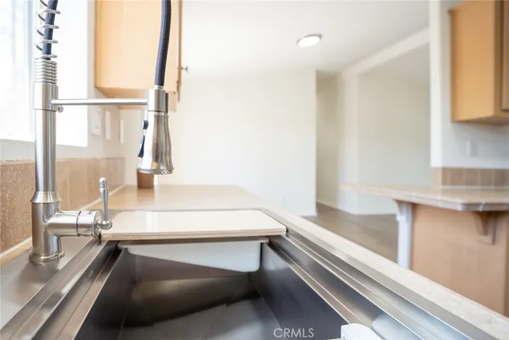 261 Las Brisas, Pomona, California 91768