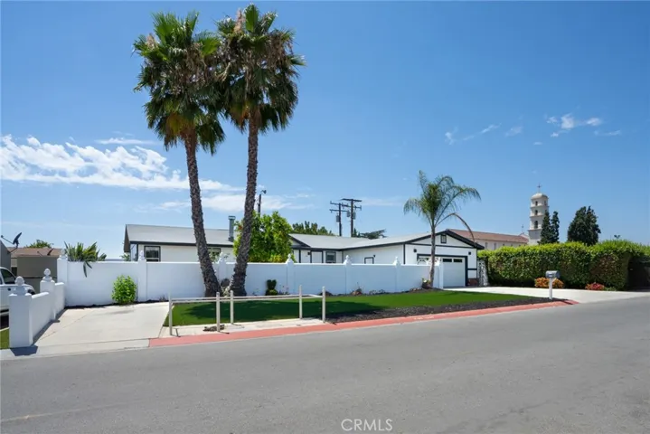 2nd private parking spot at 261 Las Brisas
