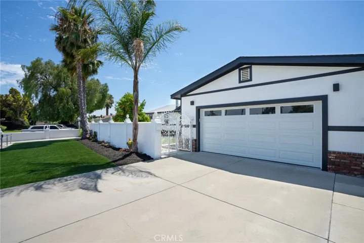 261 Las Brisas, Pomona, California 91768