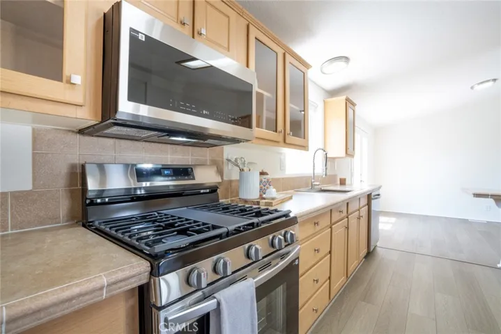 261 Las Brisas, Pomona, California 91768