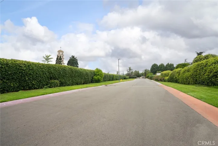 Entry drive into Las Brisas Estates