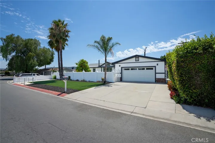 261 Las Brisas Circle