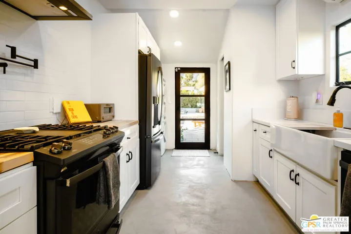 625 S Camino Real, Palm Springs, California 92264