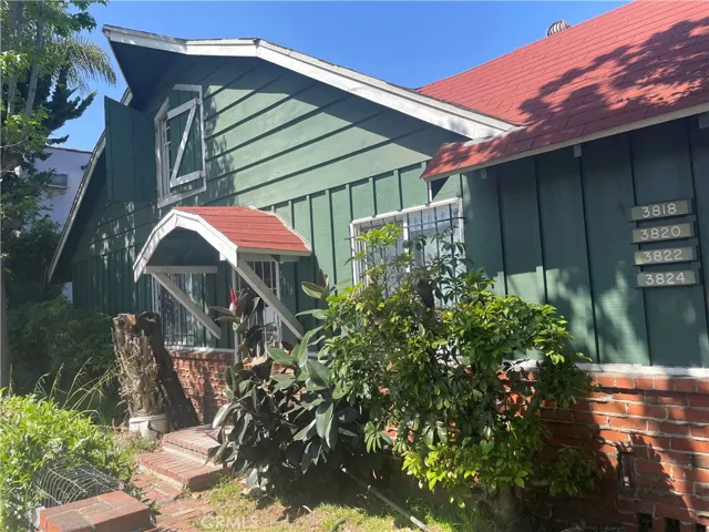3818 Sawtelle