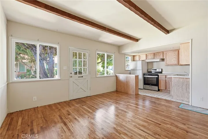 3820 Sawtelle