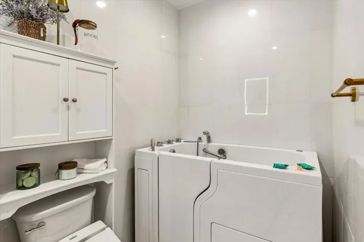 20550 Buena Monte Drive, San Jose, California 95120
