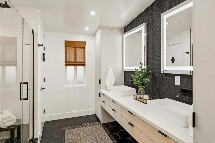 20550 Buena Monte Drive, San Jose, California 95120