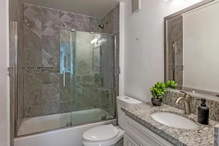20550 Buena Monte Drive, San Jose, California 95120