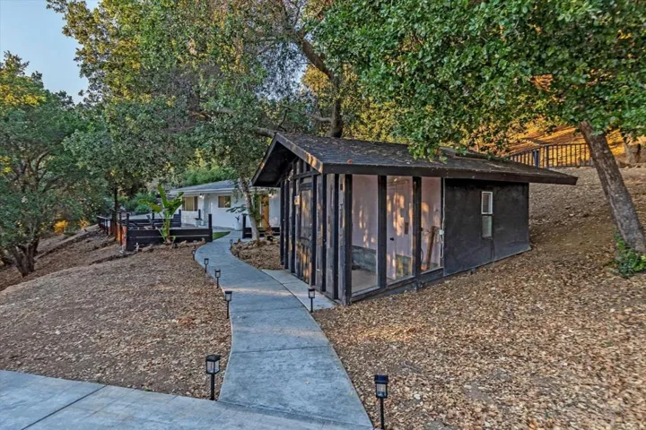 20550 Buena Monte Drive, San Jose, California 95120