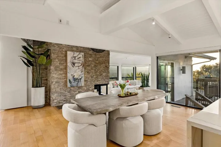 20550 Buena Monte Drive, San Jose, California 95120