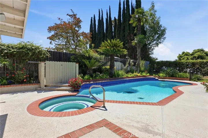 17722 Seminole, Yorba Linda, California 92886