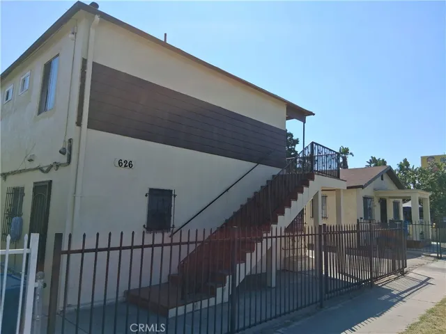 626 W Century, Los Angeles, California 90044