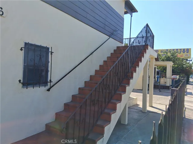 626 W Century, Los Angeles, California 90044