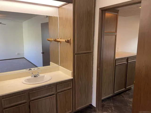 5350 Baltimore Dr. 12, La Mesa, California 91942