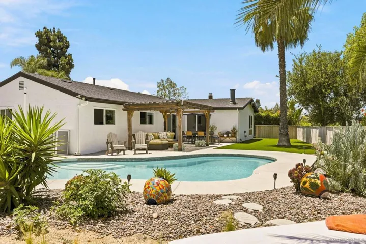 5444 Princess View, San Diego, California 92120