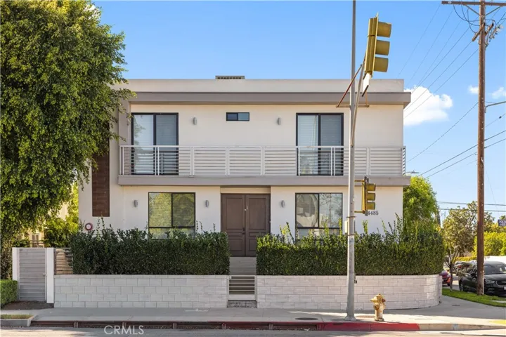 4485 Hazeltine Avenue 1, Sherman Oaks, California 91423