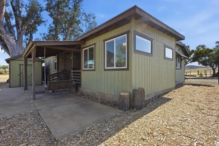 1077 Montecito Way, Ramona, California 92065
