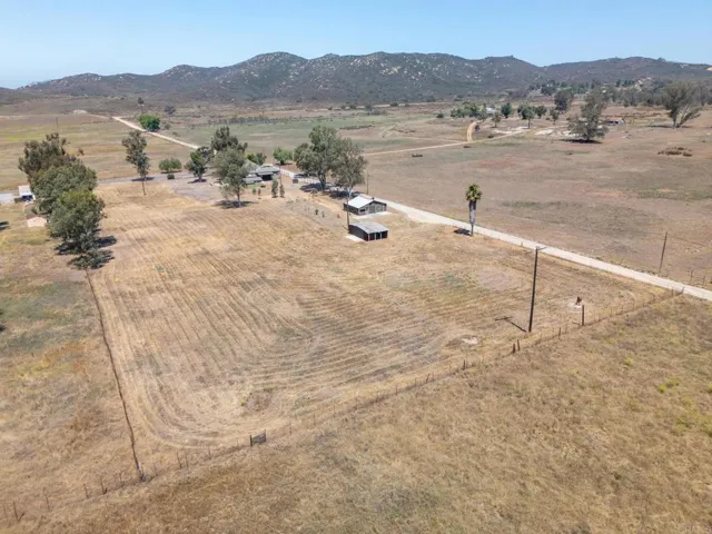 260 X 578   3.28 acres