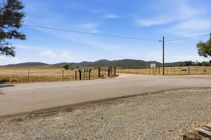 1077 Montecito Way, Ramona, California 92065