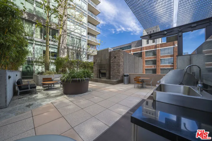 1100 S Hope Street 716, Los Angeles, California 90015