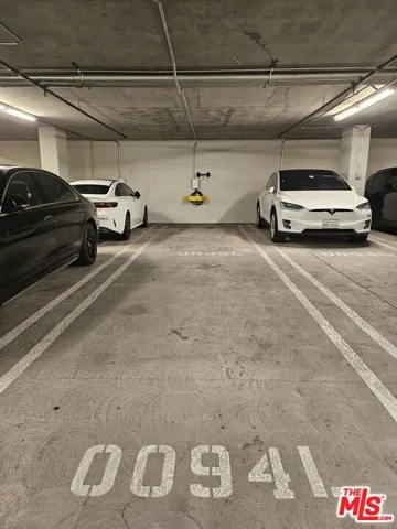 1100 S Hope Street 716, Los Angeles, California 90015