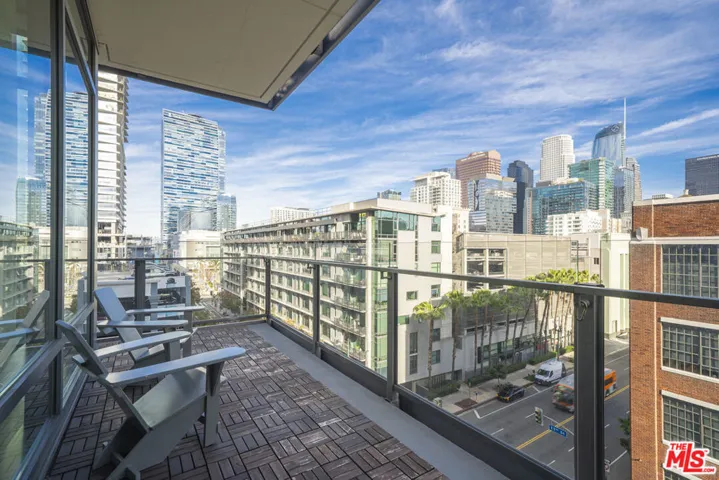 1100 S Hope Street 716, Los Angeles, California 90015