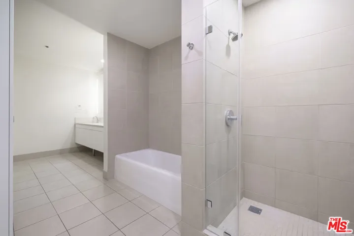 1100 S Hope Street 716, Los Angeles, California 90015