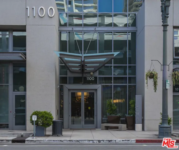 1100 S Hope Street 716, Los Angeles, California 90015
