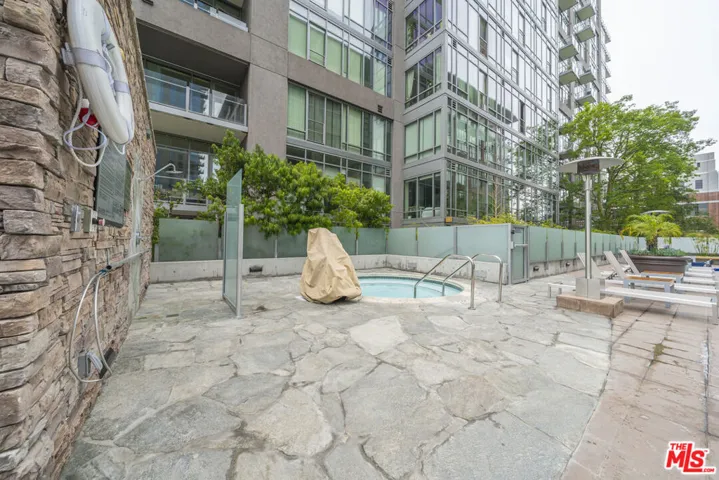 1100 S Hope Street 716, Los Angeles, California 90015