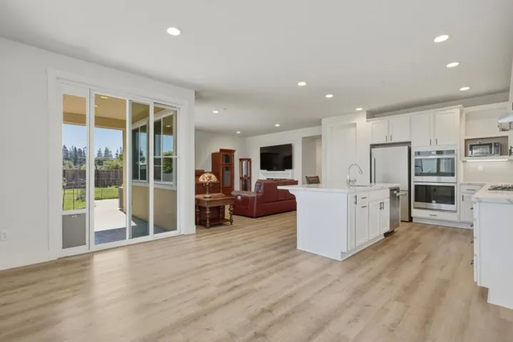 276 Copperleaf Lane, San Juan Bautista, California 95045
