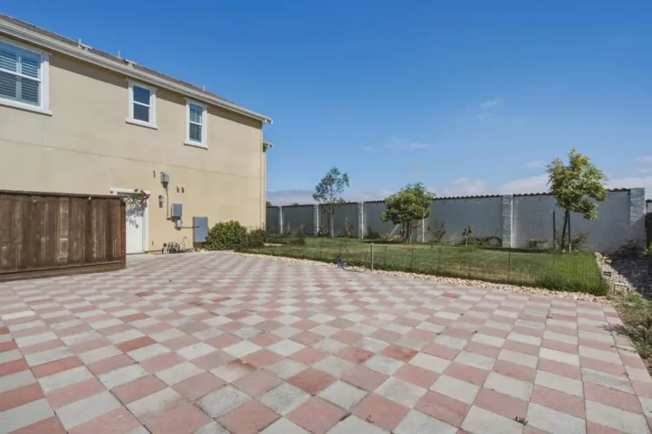 276 Copperleaf Lane, San Juan Bautista, California 95045