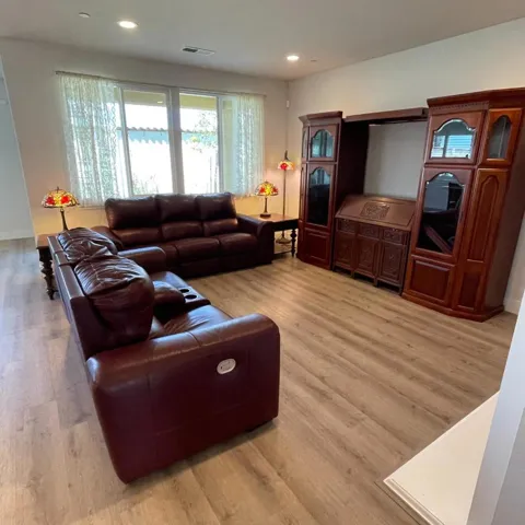 276 Copperleaf Lane, San Juan Bautista, California 95045