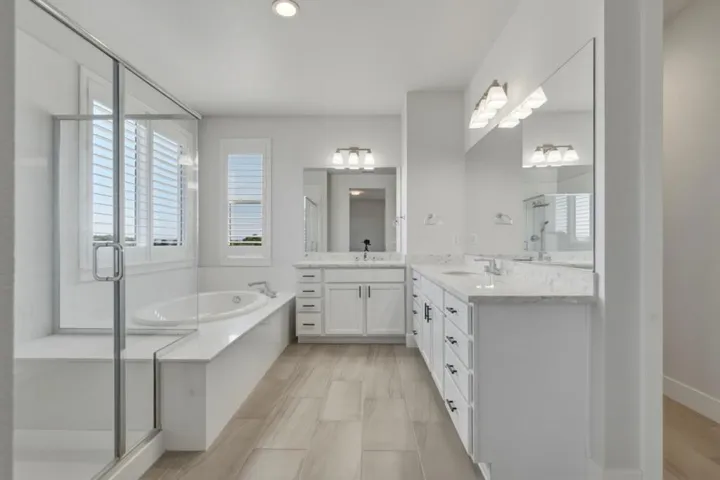 276 Copperleaf Lane, San Juan Bautista, California 95045