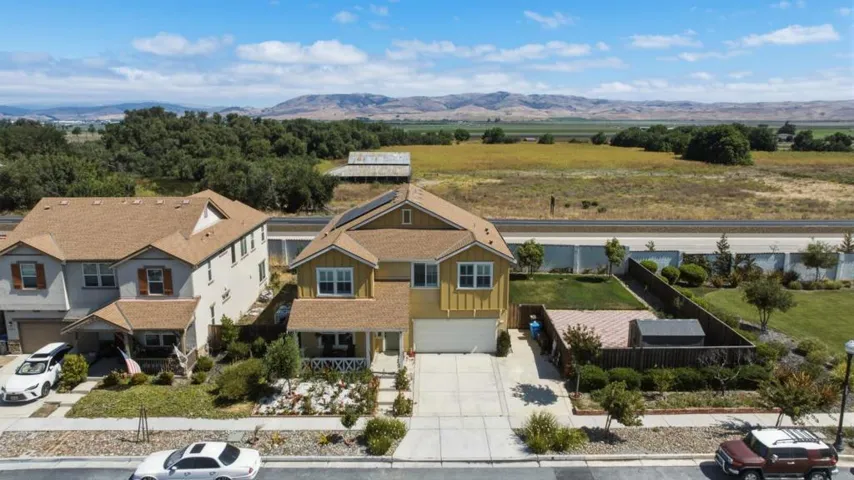 276 Copperleaf Lane, San Juan Bautista, California 95045