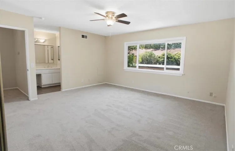 7509 Winnetka Ave, Winnetka, California 91306