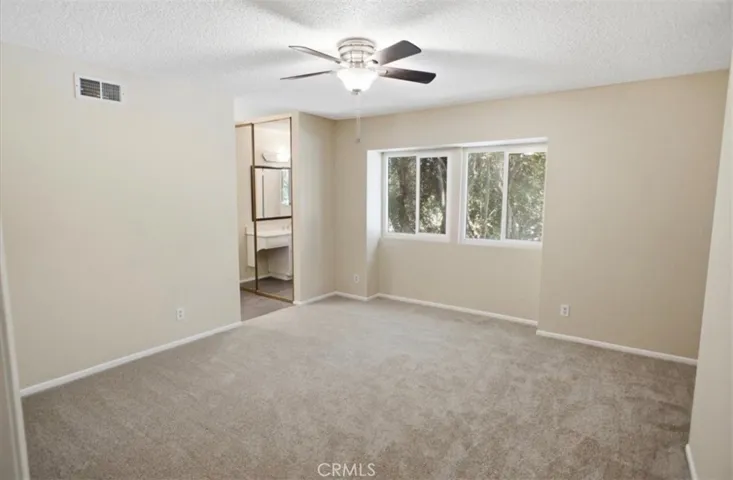 7509 Winnetka Ave, Winnetka, California 91306
