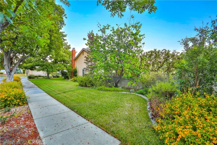 1345 N Erin Avenue, Upland, California 91786