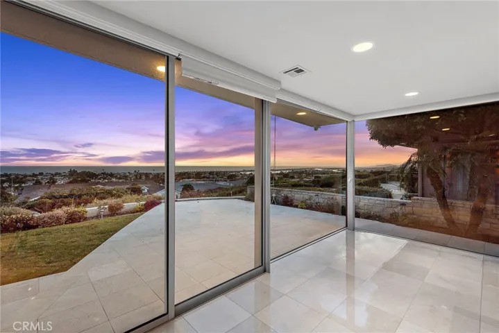 2801 Setting Sun, Corona Del Mar, California 92625