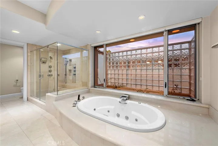 2801 Setting Sun, Corona Del Mar, California 92625