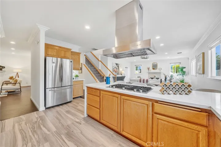 270 Grand Avenue, Monrovia, California 91016