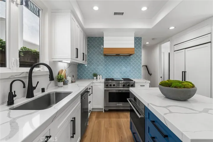 2508 Ocean Boulevard, Corona Del Mar, California 92625