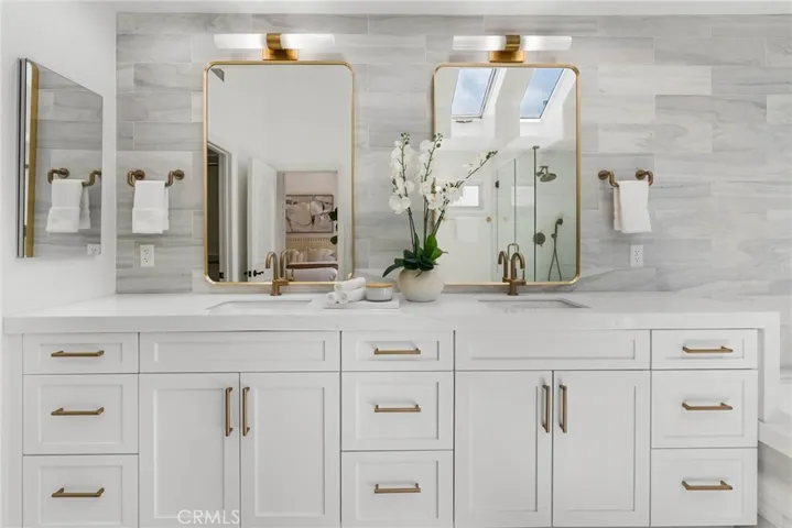 2508 Ocean Boulevard, Corona Del Mar, California 92625