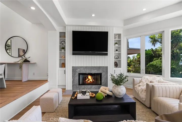 2508 Ocean Boulevard, Corona Del Mar, California 92625