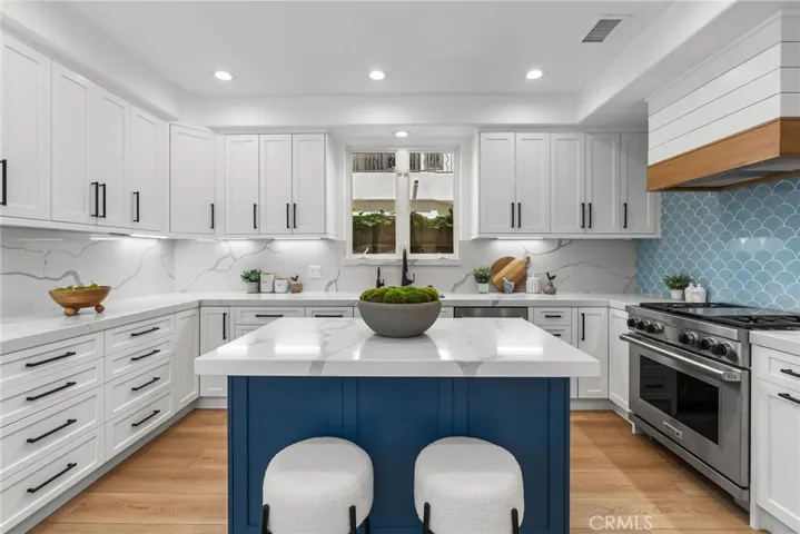 2508 Ocean Boulevard, Corona Del Mar, California 92625