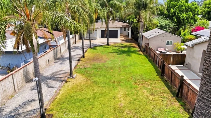 7015 Amigo, Reseda, California 91335