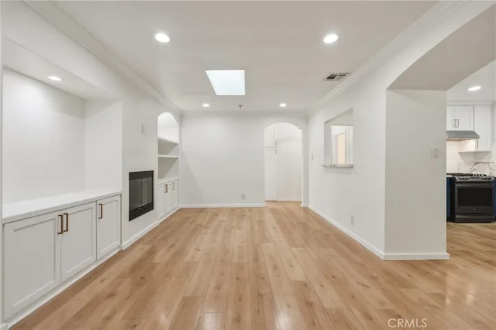 7015 Amigo, Reseda, California 91335