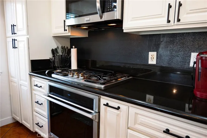 2852 E Walnut, Ontario, California 91761
