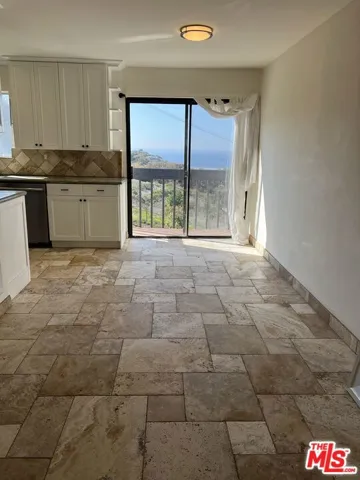 29239 Heathercliff Road 3, Malibu, California 90265