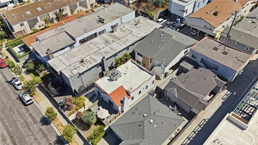 1224 24th, Santa Monica, California 90404